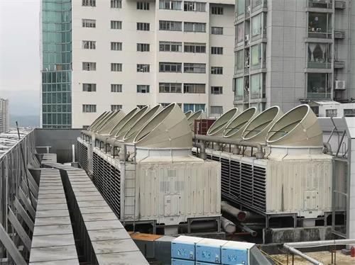 低噪音<a href=http://www.qurijy.com target=_blank class=infotextkey>冷卻塔降噪</a>